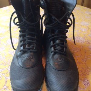 Men's Nike Boots